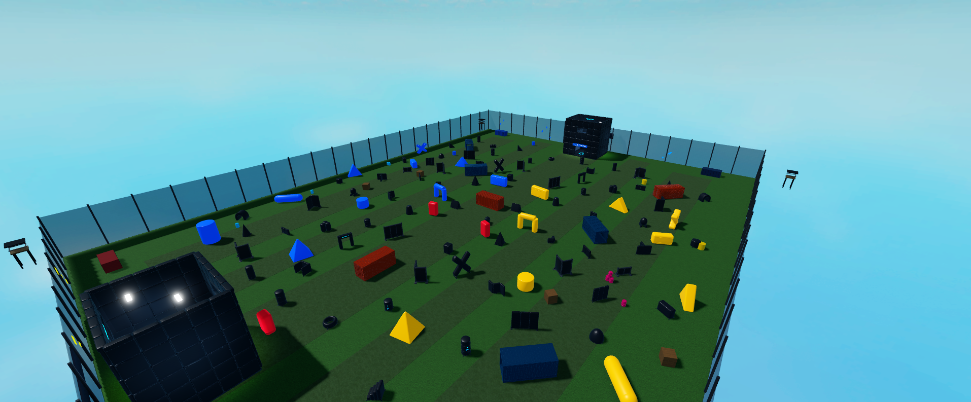 Paintball Arena · 1 / 2